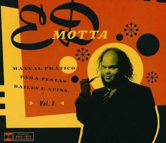 Em 1997, Ed Motta lançou Manual Prático para Festas, Bailes e Afins, disco que virou referência em música pop sofisticada. Um trabalho que consolidou seu estilo e ampliou seu prestígio como artista.