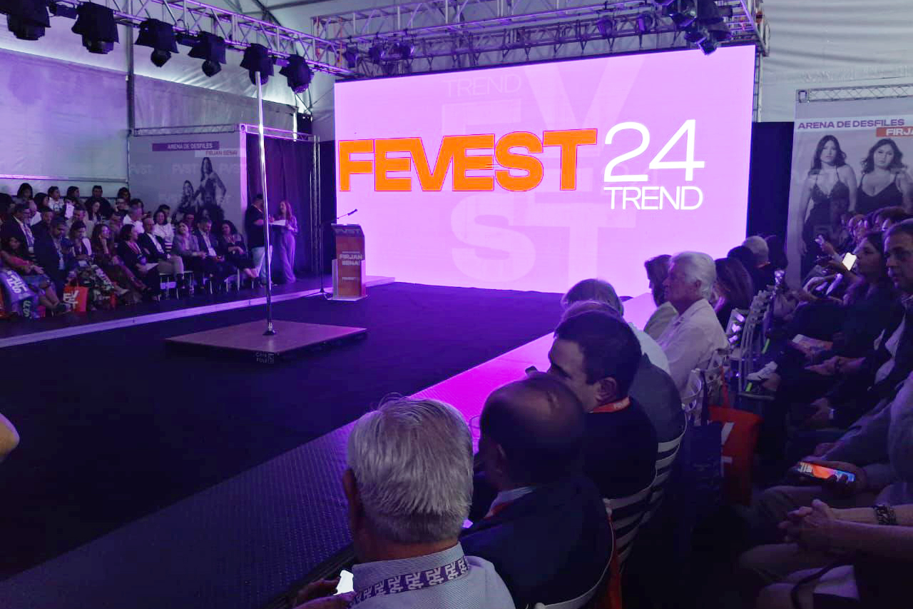 A cidade abriga mais de 3.700 confecções e 160 lojas especializadas em lingerie, moda praia, fitness e roupas de dormir. Além disso, realiza a Fevest Trend, uma das maiores feiras do setor, que atrai compradores internacionais e promove desfiles, palestras e rodadas de negócios.