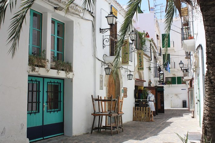 Dalt Vila, Ibiza, Espanha -- Panoramio - Daria 