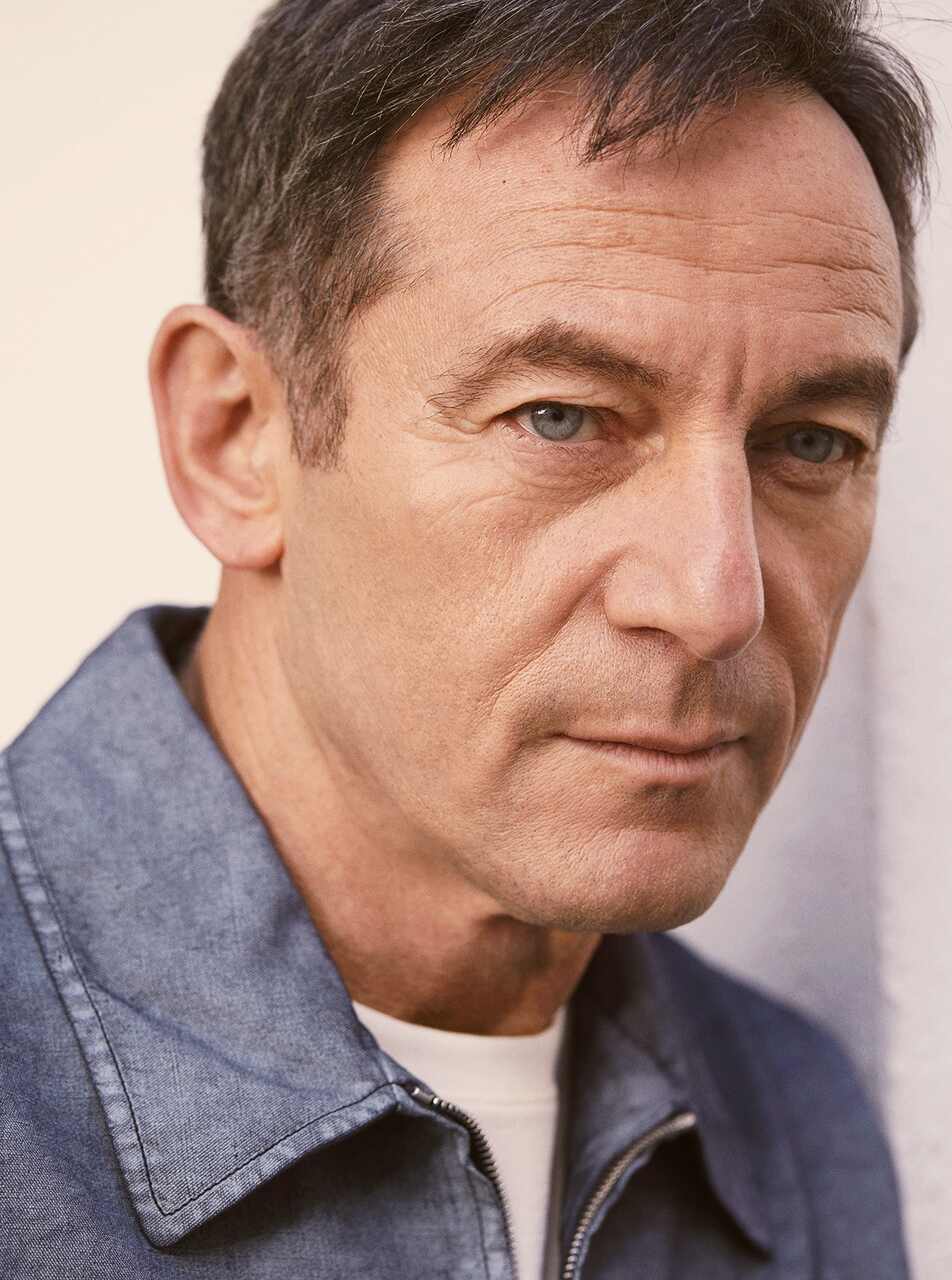 Após ser aprovado nos testes para o papel de Lucius Malfoy, o ator mergulhou de cabeça no universo de Harry Potter. Ele revelou que leu os quatro livros já lançados na época de uma só vez. A leitura intensa ajudou a aprofundar sua compreensão do personagem e da trama.