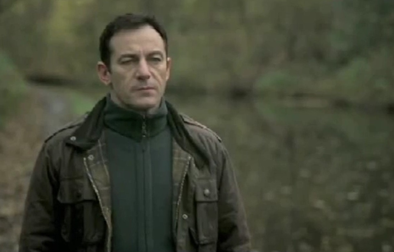 Na televisão, Isaacs participou de séries policiais como o drama 