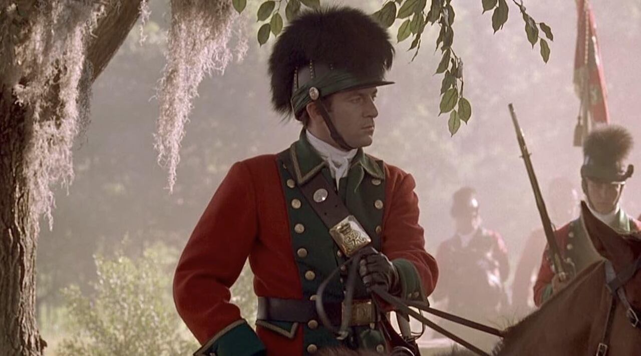 Entre seus diversos trabalhos, Jason Isaacs ganhou destaque ao interpretar o Coronel William Tavington no filme 