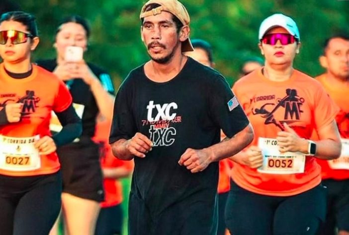 Morador do Pará viraliza ao completar maratona embriagado e calçando chinelos - Reprodução/Instagram