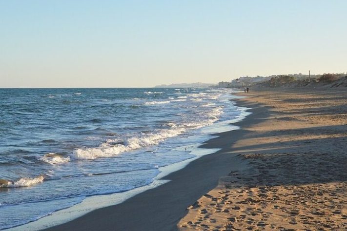 Praia de Vivers, Guardamar del Segura, Alicante (Espanha) - Wikimedia Commons/Ryan Hodnett