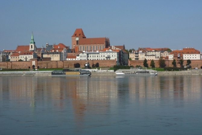 Toruń: a cidade medieval da Polônia que une história, ciência e charme às margens do Vístula