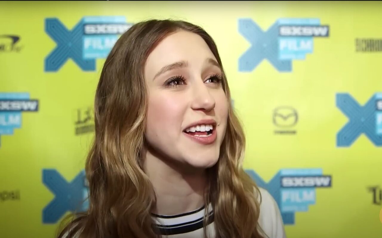 Taissa foi considerada estrela emergente no festival South by Southwest, destacando-se por sua atuação autêntica e presença cativante. O reconhecimento impulsionou sua visibilidade no cinema independente.