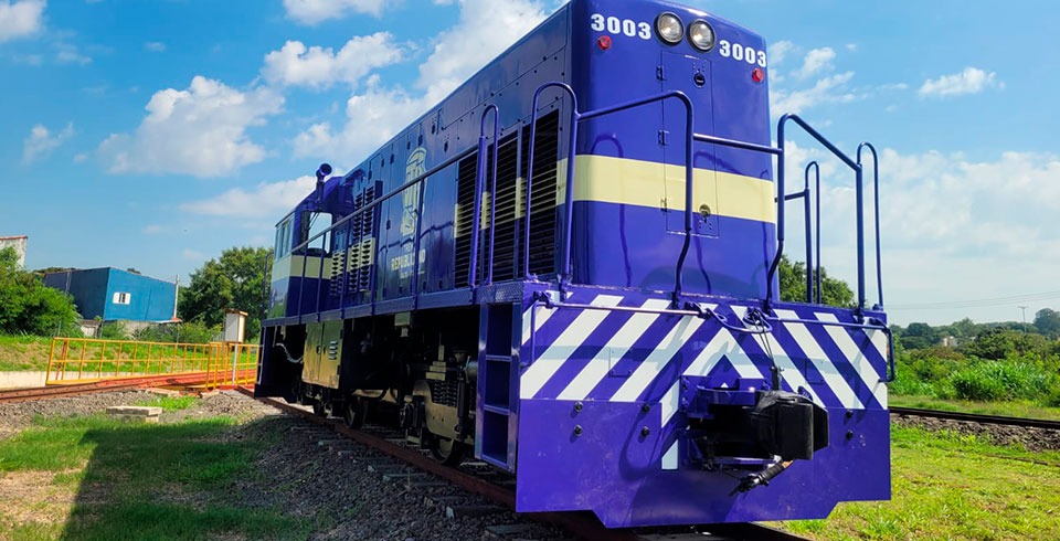 Trem da República (São Paulo) - Oferece um passeio entre as cidades de Itu e Salto, no interior de São Paulo com duração de uma hora, com pacotes que podem incluir almoço, tour histórico, caminhada guiada e visita ao Parque Maeda. Também há saídas de São Paulo e Jundiaí. Ao longo do ano, o trem também oferece passeios temáticos em datas comemorativas.