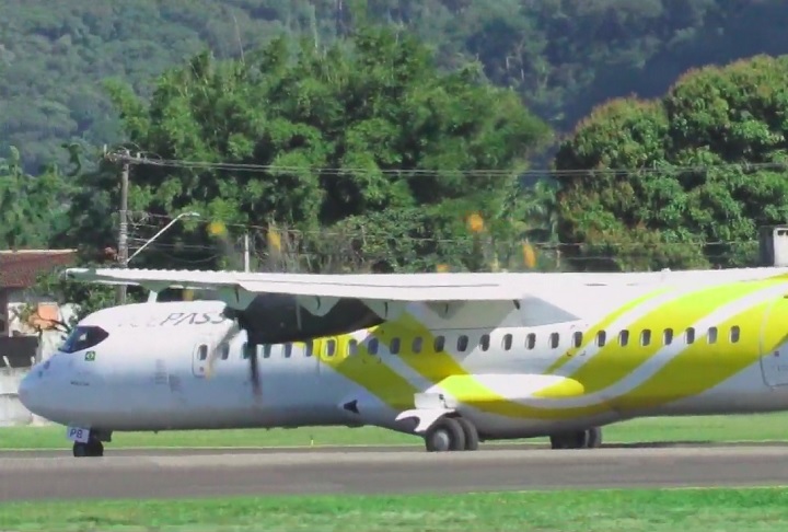 Na ocasião, um turbo-hélice ATR 72-500 caiu em Vinhedo, em São Paulo, após decolar de Cascavel, no Paraná, com destino a Guarulhos, matando todas as 62 pessoas a bordo.