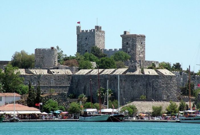 Castelo de Bodrum, Turquia (Sete Maravilhas do Mundo Antigo) - Domínio Público