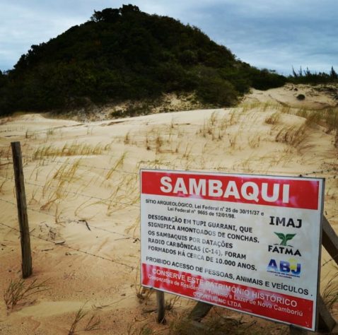 Litoral de Santa Catarina abriga monumento histórico, maior sambaqui do mundo - Reprodução/Instagram @sambaquiturismo