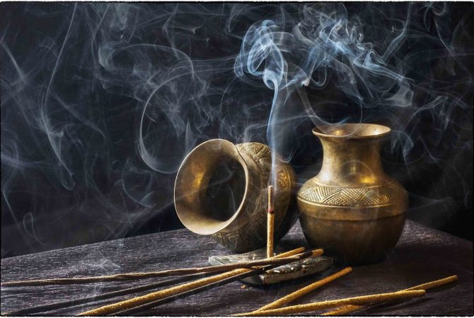 Incenso: resina da Antiguidade até hoje aromatiza ambientes e inspira sensações
