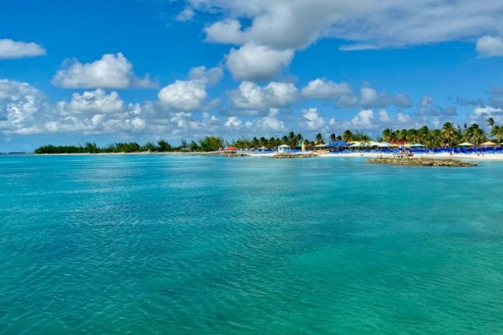Bahamas - iSAW Company/Unsplash 