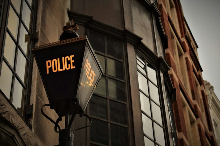 Polícia britânica - foto NEUTRA