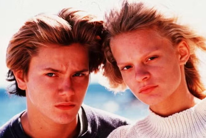 Primeiro amor de River Phoenix quebra o silêncio após três décadas de sua morte
