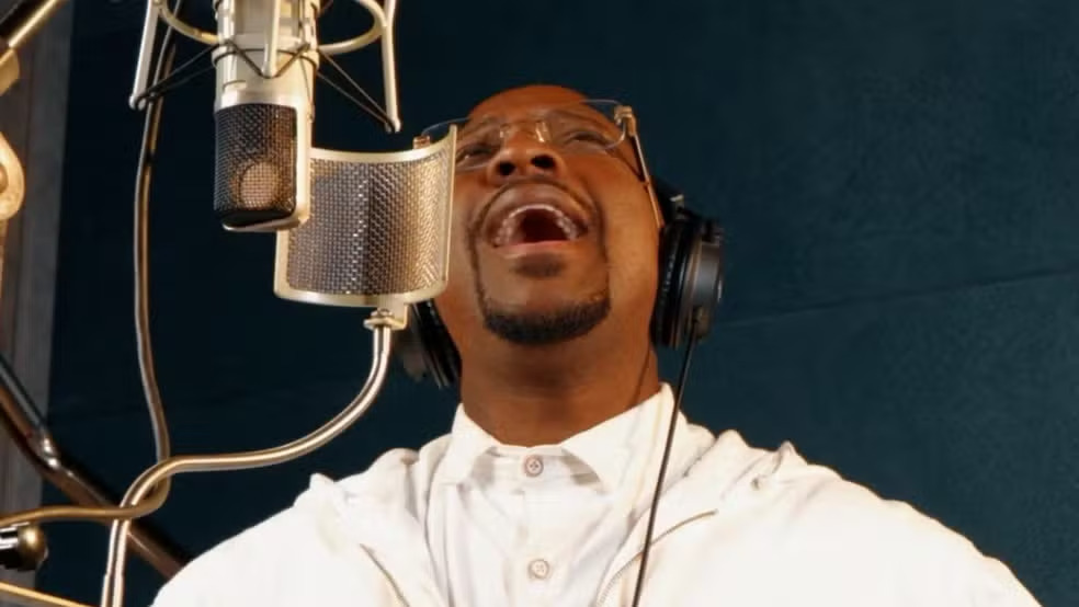 Mumuzinho gravou uma música homenageando Arlindo dias antes da morte do compositor. Abalado com a perda, ele disse: "Conviver com o Arlindo era maravilhoso! Ao mesmo tempo em que a gente olhava o cara e via uma entidade, uma pessoa grandiosa, ele era um cara simples e não tinha vaidade nenhuma".-Divulgação