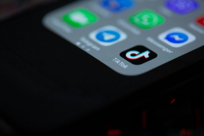 TikTok app - Solen Feyissa/Unsplash