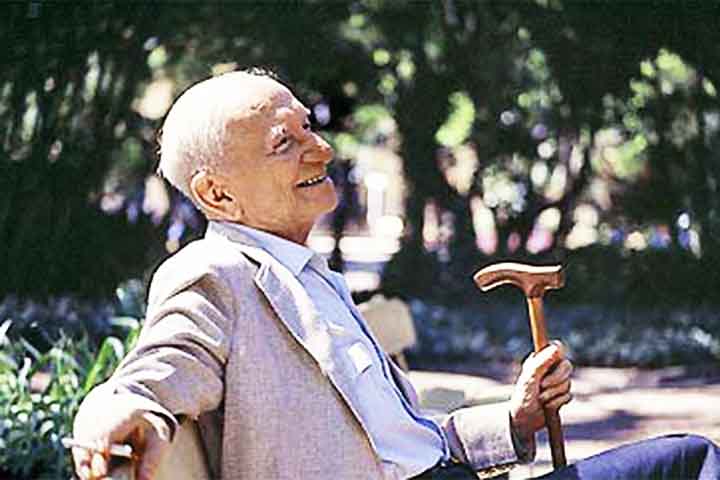 A iniciativa busca reconhecer a importância de sua obra e corrigir uma antiga lacuna da ABL. O gesto também reacende o interesse pelo legado do autor gaúcho, conhecido por sua poesia sensível e por sua contribuição à cultura nacional.