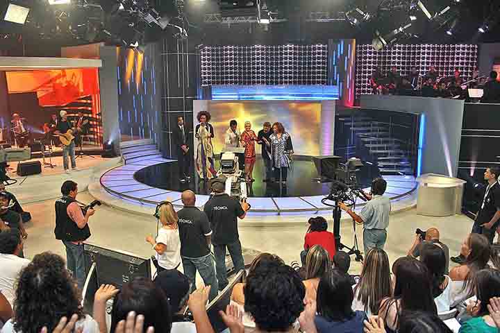 Nas décadas seguintes, Hebe viveu altos e baixos, mas nunca deixou de estar presente no cenário televisivo. Seu programa “Hebe” passou por diversas emissoras: RecordTV, Rede Tupi, Bandeirantes, SBT e, por fim, RedeTV!. 
