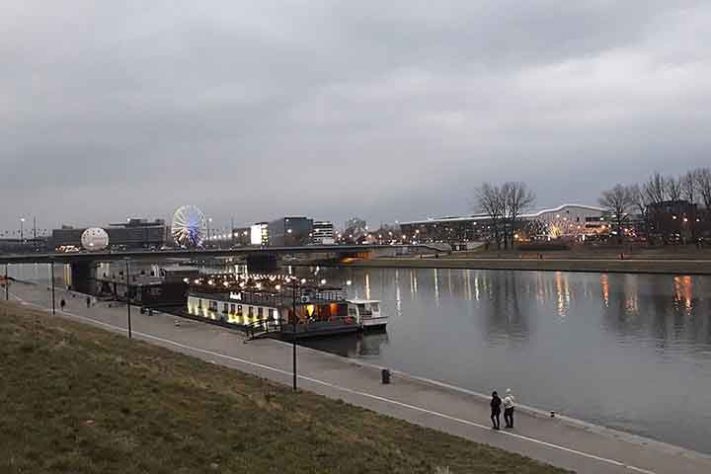 Rio Vístula - Tesoouros do Palácio Real Polonês no rio Vístula e Varsóvia - Feranzai/Wikimédia Commons