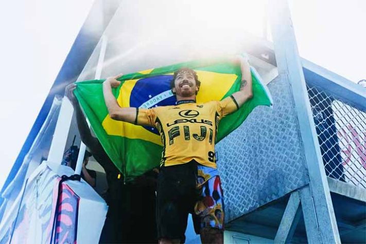 Brazilian Storm - Brasil vira potência no surfe 