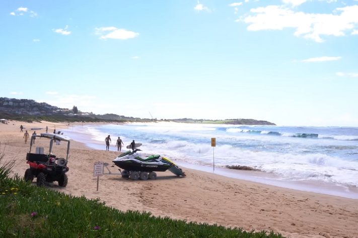 Praia de Dee Why, Sydney, Austrália - Reprodução