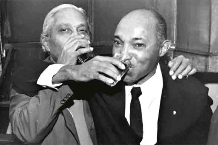 Boêmio por natureza, tornou-se também proprietário de bares, restaurantes e churrascarias em Porto Alegre, sempre frequentados por músicos, amigos e admiradores.
