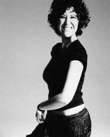 Perfil da cantora Maria Rita 