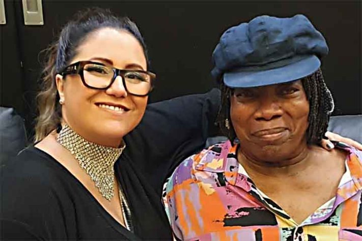 Perfil da cantora Maria Rita 