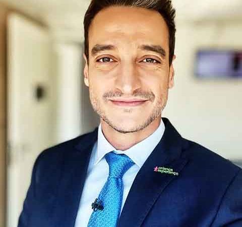 Conheça Tiago Scheuer, novo âncora do ‘Hora Um’ da TV Globo