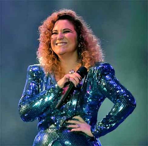 Perfil da cantora Maria Rita 