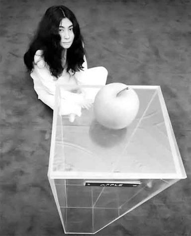 Yoko Ono