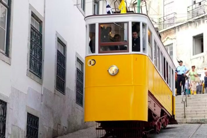 Elevador da Glória, Lisboa, Portugal - Divulgação/Carris