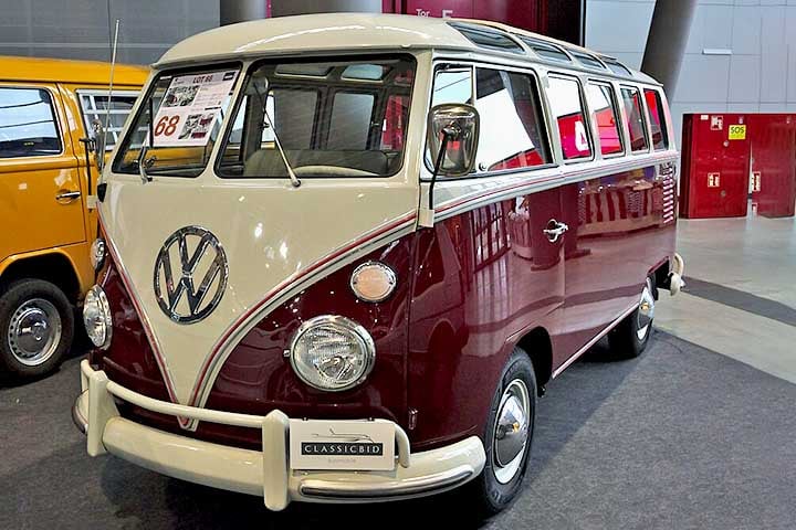 modelo Samba. - Volkswagen Kombi, veículo - Alexander Migl/Wikimédia Commons