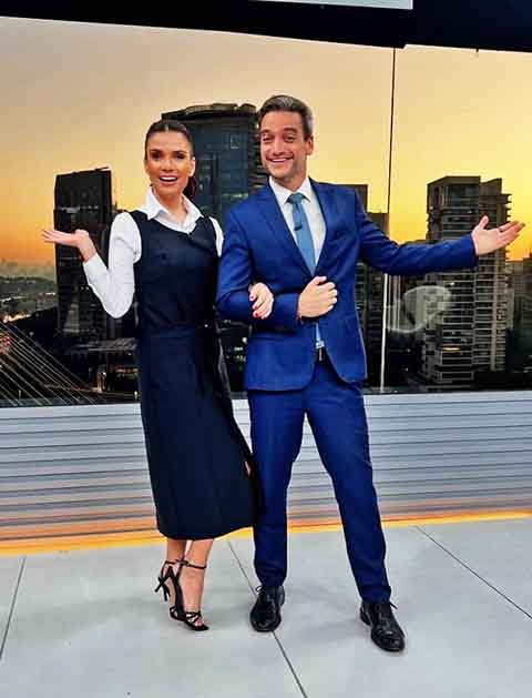 Com a transferência de Tiago Scheuer para o Hora 1, a Globo definiu Marcelo Pereira como o novo companheiro de Sabina Simonato no Bom Dia São Paulo.