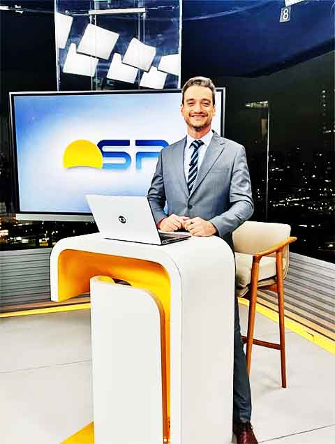 “A ficha ainda está caindo […] Assumir a apresentação do Hora 1 é, com certeza, o maior desafio da minha carreira até hoje. A responsabilidade de acordar os brasileiros com as primeiras notícias do Brasil e do mundo será do tamanho desse país”, frisou o jornalista na época do anúncio. 