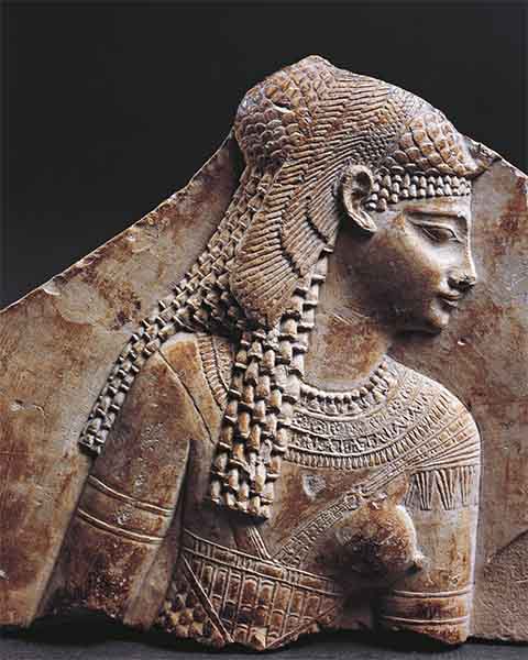 Cleópatra VII Filopátor foi a última governante da dinastia ptolemaica do Egito e uma das figuras femininas mais célebres da história.
