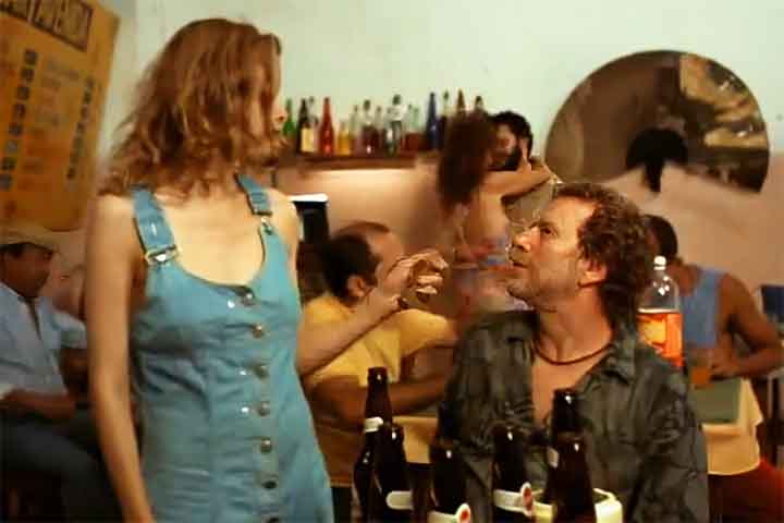 No cinema, Bloch também tem uma carreira importante, participando de diversos filmes desde a década de 1970, com papéis em gêneros diversos - do drama à comédia. Ele esteve em produções como 