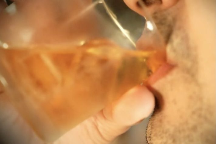 Casos de bebidas alteradas com metanol causam mortes e internações em São Paulo – Reprodução/TV Globo