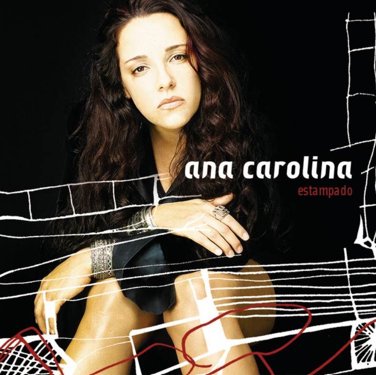 O álbum seguinte, lançado em 2003,  “Estampado” vendeu mais de 600 mil cópias e mescla suas apresentações ao vivo com bastidores, depoimentos e participações de músicos como Chico Buarque, João Bosco, Maria Bethânia e Seu Jorge.
