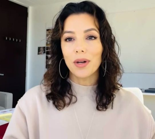 Embora tenha inicialmente justificado a mudança por motivos profissionais, Longoria admitiu à revista 