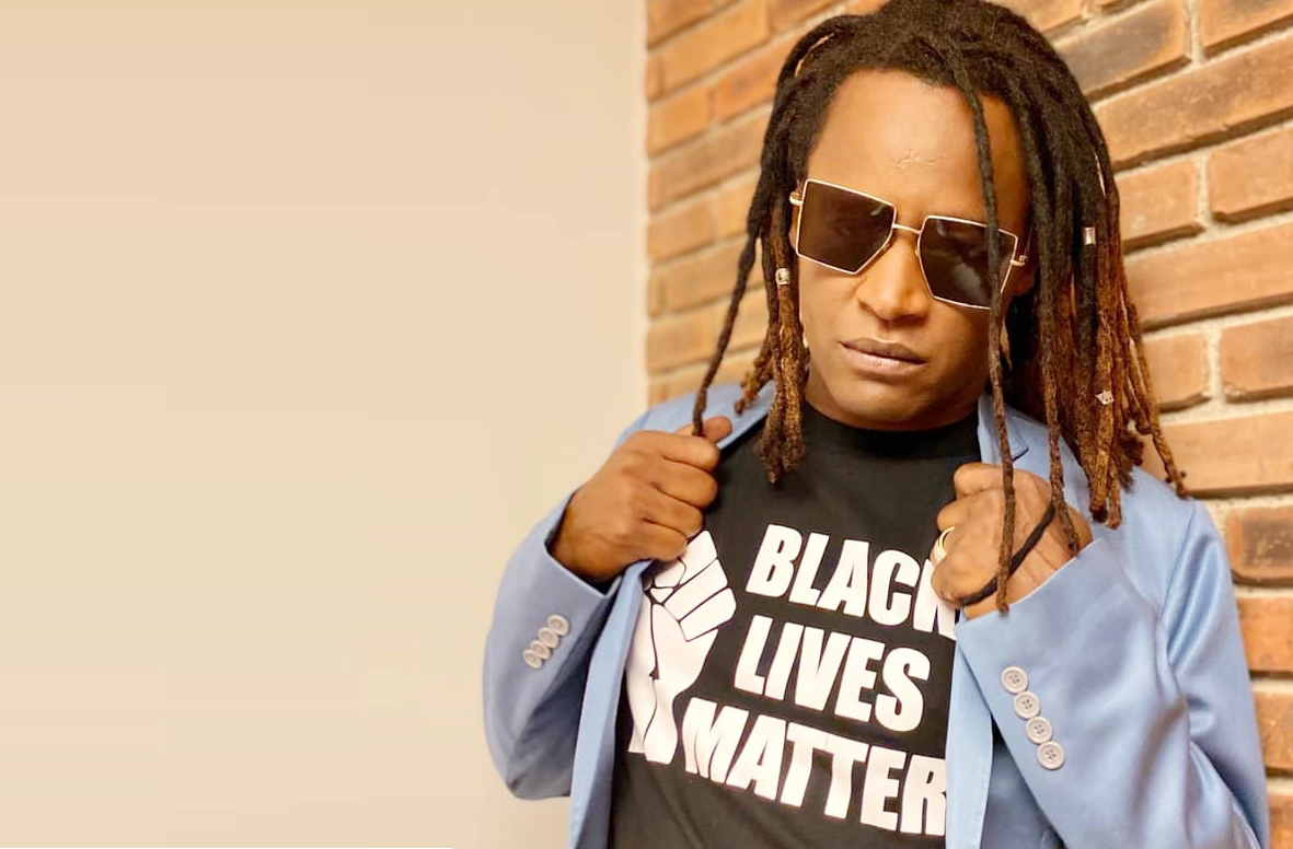 Toni é símbolo de resistência, fé e consciência social, engajado em causas como antirracismo, cultura periférica e valorização da música brasileira. Sua trajetória inspira milhares de pessoas, mostrando que é possível transformar realidades com arte, coragem e compromisso com a justiça social.