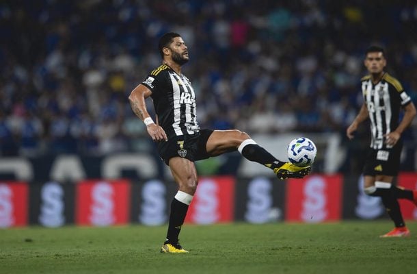 Atlético questiona CBF e solicita áudios dos árbitros por cartão aplicado a Hulk