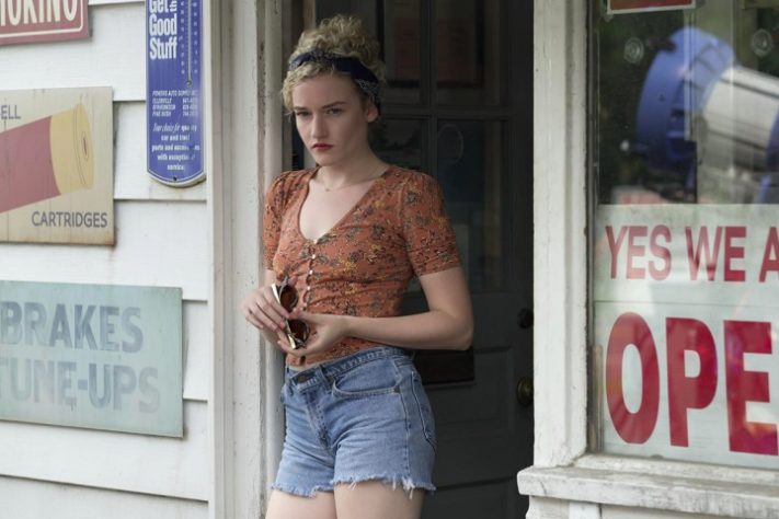 Julia Garner em 