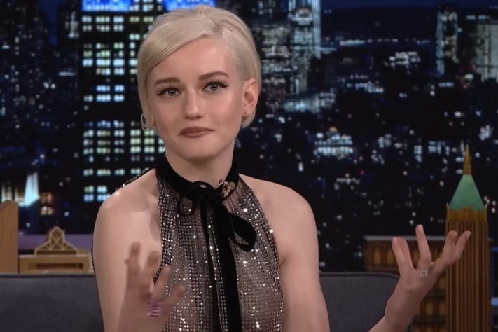 Julia Garner - Reprodução