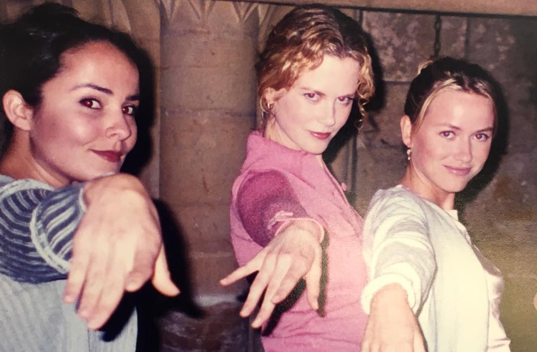 Conheceu Nicole Kidman em uma escola de atuação no país da Oceania. Ao se tornarem colegas de classe, dividiram um táxi e deram início a uma amizade que se mantém viva até hoje. 