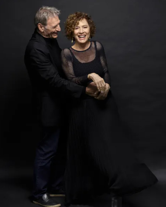 <p>Entretanto, por orientação médica, a estreia da peça “A Sabedoria dos Pais” e as apresentações previstas para 26, 27 e 28 de fevereiro e 1º de março, no Teatro Bradesco, em São Paulo, foram adiadas. A nova data de estreia foi marcada para 5 de março.</p>
