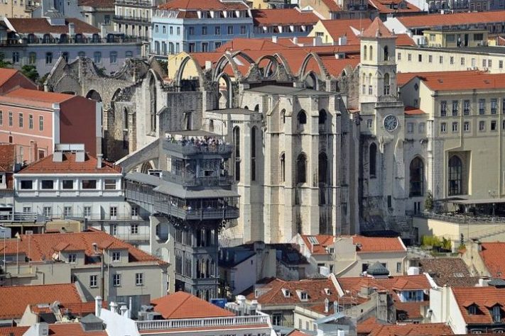 Elevador de Santa Justa, Lisboa, Portugal | Flickr - Neil
