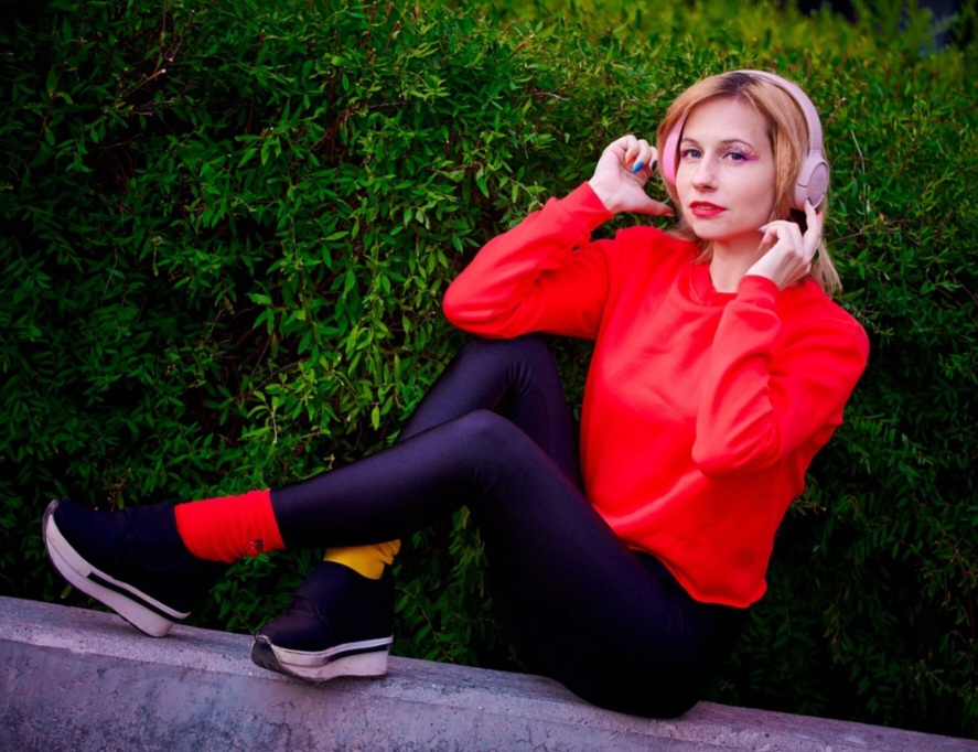 O aparelho se tornou mais popular e acessível com o tempo, passando de um uso profissional para um acessório de consumo massivo.