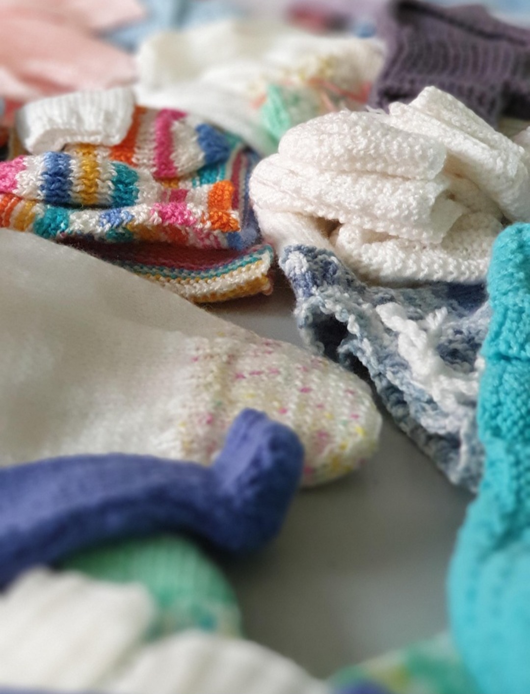 A eficácia da espionagem através do tricô foi tanta que, durante a Segunda Guerra Mundial, as autoridades tomaram medidas para retardar a disseminação de padrões desta atividade.