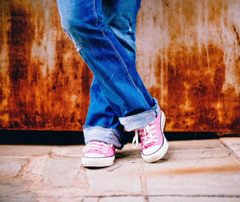 Atualmente, a indÃºstria do tÃªnis continua a evoluir  com tecnologias de ponta, na busca por melhor desempenho e conforto. Os designs experimentam novas formas e funÃ§Ãµes.